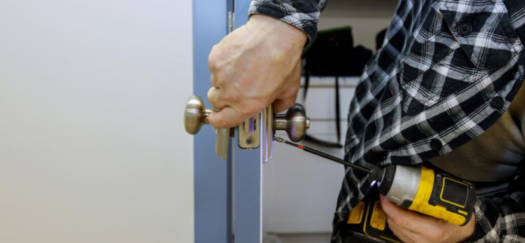 Door-Locksmith-in-Cape-Coral-FL